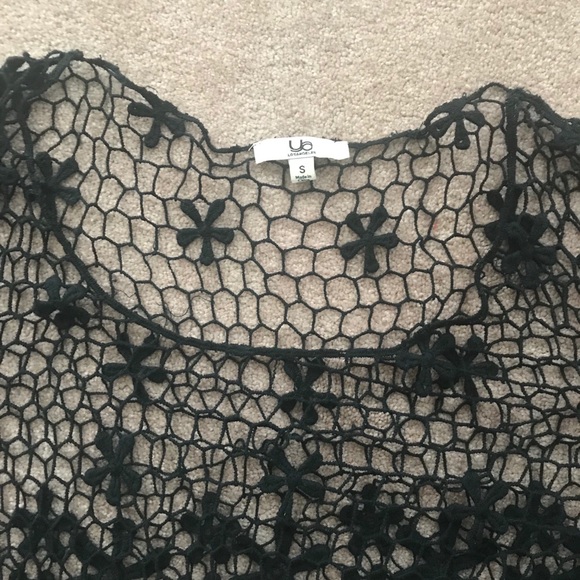 Crochet Black long bell sleeve cover up/shirt - Picture 6 of 7